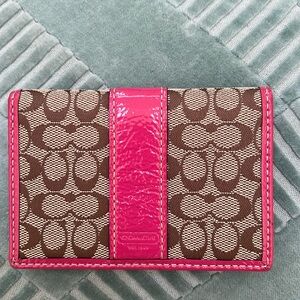 Coach small cardholder.